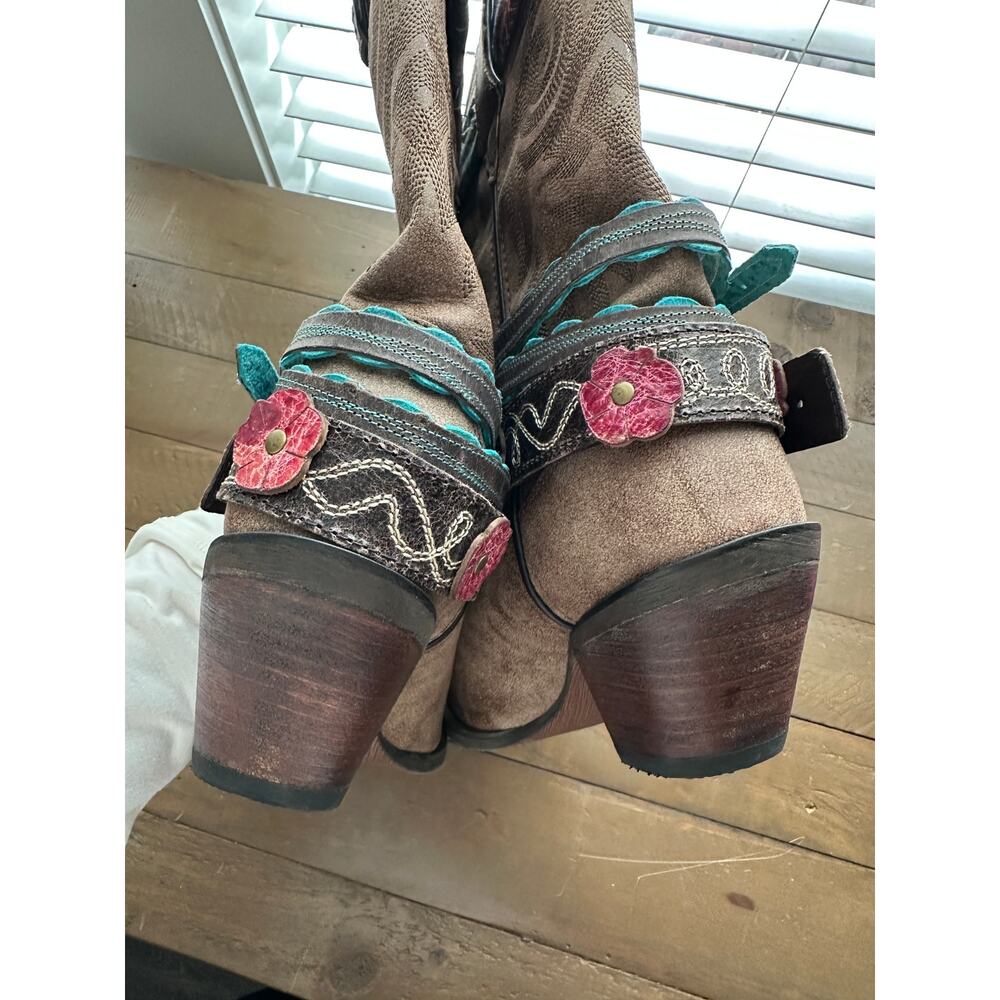 Durango Women's Lifestyle Accessorized Western Boot Womens Size 6.5 - Picture 4 of 5